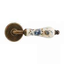 Samoha-Diána Körrozettás Fehér-Kék Virágos Porcelán Betétes Patinás Antik BB